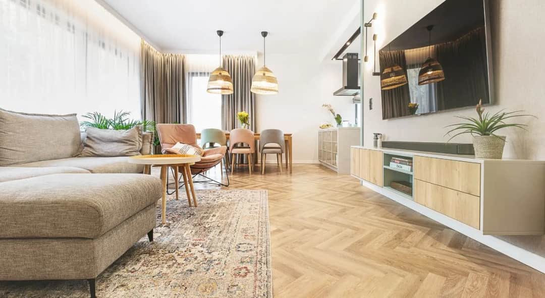 Co położyć na podłogę zamiast paneli? Odkryj najlepsze alternatywy