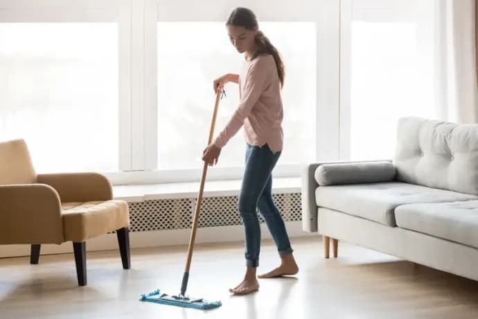 Jaki mop do mycia paneli: unikaj błędów i wybierz najlepszy!